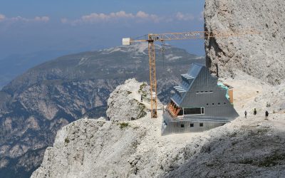 UNA RIFLESSIONE SUL NUOVO RIFUGIO DI PASSO SANTNER