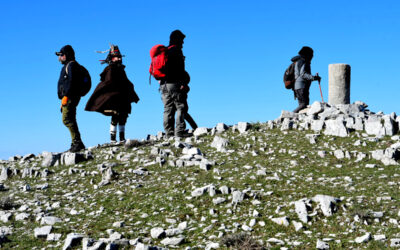 DA SONNINO AL MONTE PESCHIO, SUI SENTIERI DEI BRIGANTI (PARCO DEI MONTI AUSONI, LAZIO)