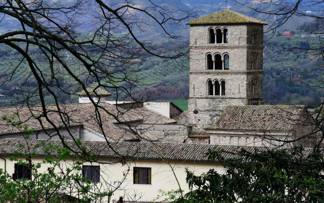 L’ANELLO DELL’ABBAZIA DI FARFA, DI FARA SABINA E DI TOFFIA (MONTI SABINI)