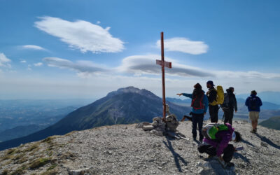 DA VADO DI CORNO AL MONTE AQUILA E AL RIFUGIO DUCA DEGLI ABRUZZI (GRAN SASSO)