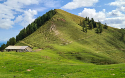 DALLA VAL BARTOLO AL MONTE ACOMIZZA (ALPI CARNICHE, FRIULI-VENEZIA GIULIA)