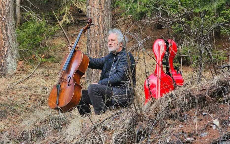 CORTINA, LA PREPOTENZA E IL DOLORE. IL MASSACRO DEI LARICI E LA MUSICA DI MARIO BRUNELLO