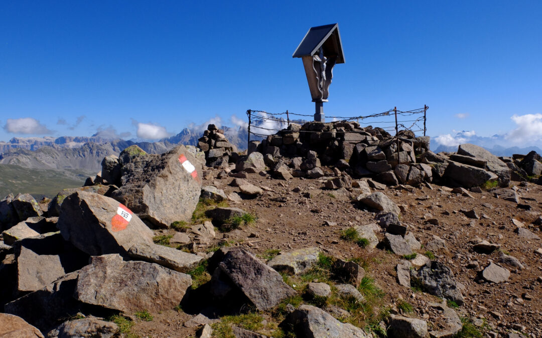 DAL PASSO LUSIA A CIMA BOCCHE (CATENA DI CIMA BOCCHE, TRENTINO)