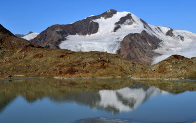 DALLA VAL MARTELLO AL RIFUGIO CORSI E AL RIFUGIO MARTELLO (PARCO DELLO STELVIO, ALTO ADIGE)