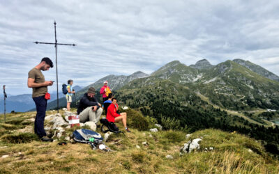 DA PIANCAVALLO AL COL CORNIER (DOLOMITI DEL CANSIGLIO, FRIULI)